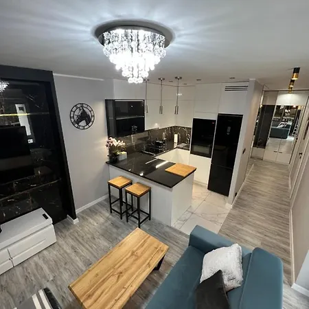 Apartment Black Horse 24h Zameldowanie *